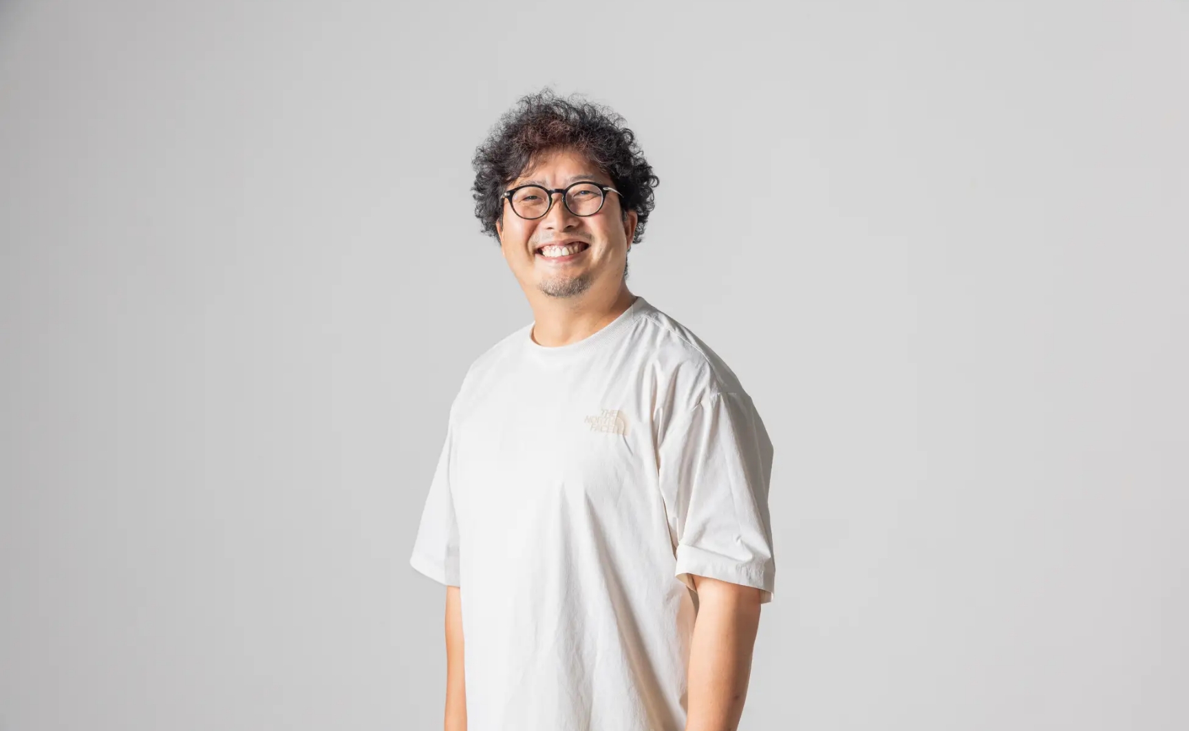 株式会社まんなか 代表取締役　野村 篤史