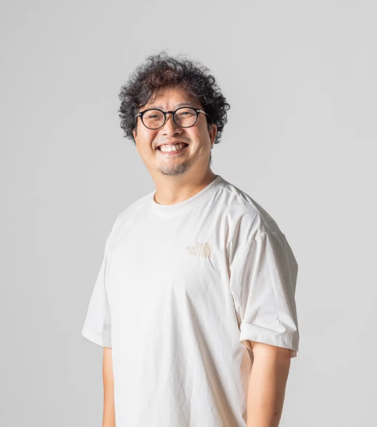 株式会社まんなか 代表取締役　野村 篤史